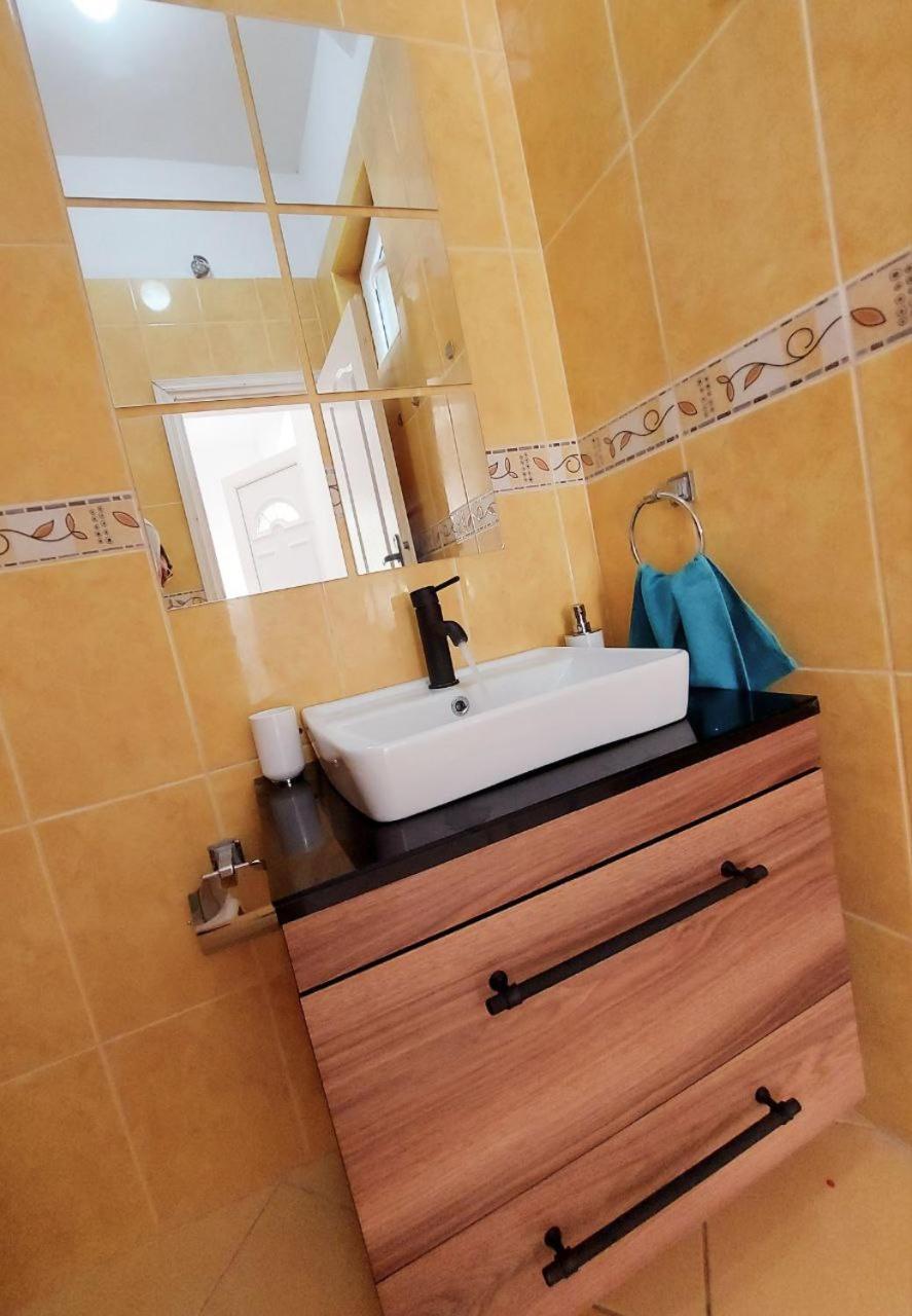 Apartmani Radovic Bijela Ruang foto